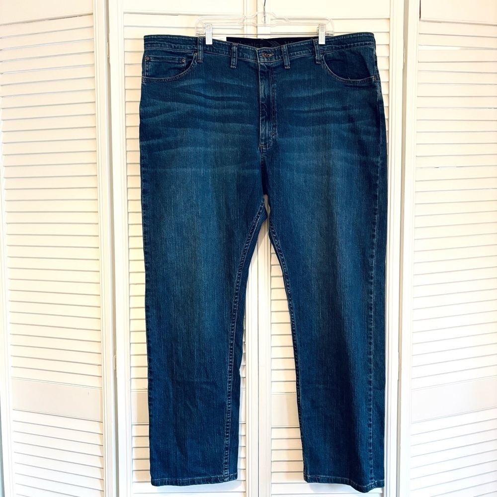 NWT Wrangler Authentics Blue Straight Leg Jeans Men’s Size 46 x 32